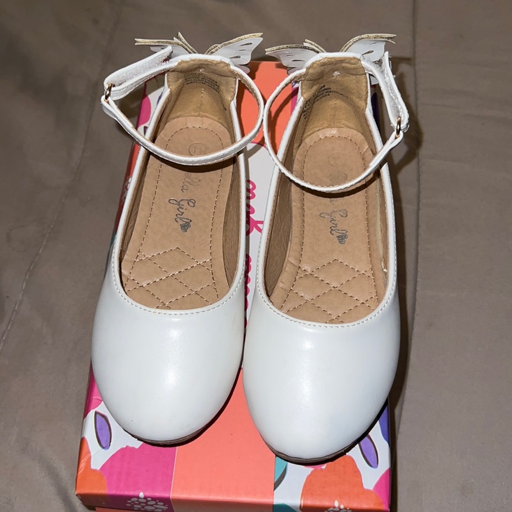 White babydoll styled butterfly shoes
